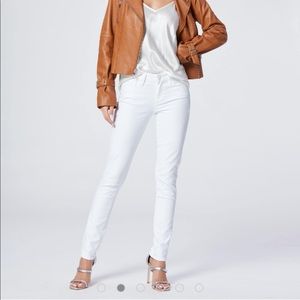 ⭐️ Paige Skyline Peg White Ankle Jeans ⭐️